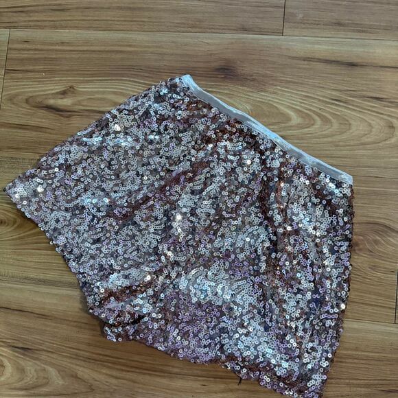 Mcm Women's multi Shorts - Picture 4 of 6